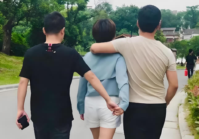 女人婚内出轨，丈夫有权向司法机关提起离婚诉讼