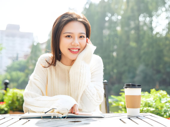 女人在发生婚外情后，几乎会变成这种模样