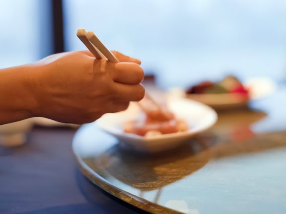 结婚都十多年了，连我不吃香菜他都忘了